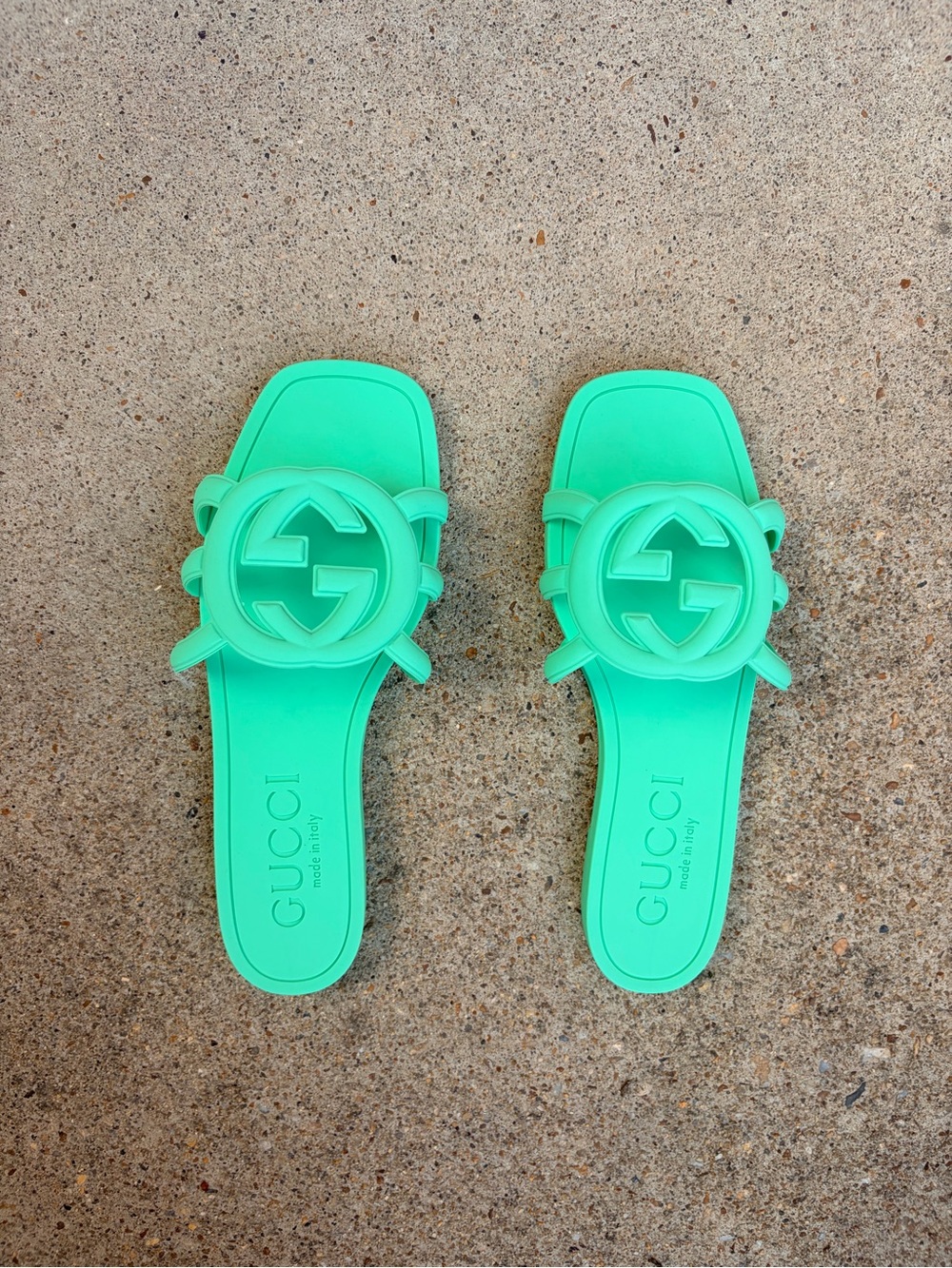 Gucci Mint Green GG Logo Slide Sandals - Size 38 - Picture 2 of 5